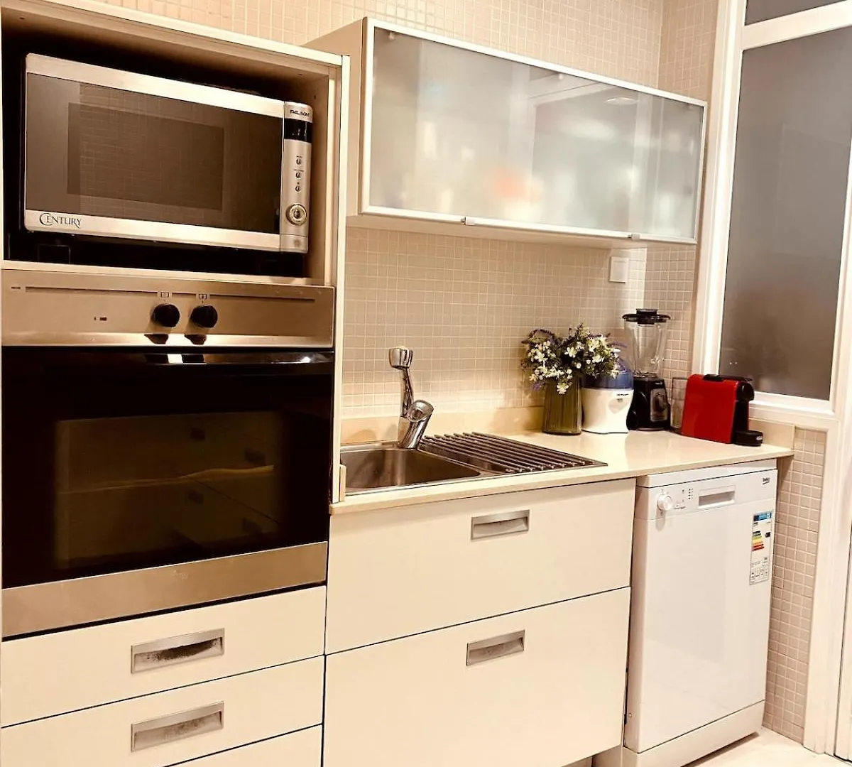 Fantastic 3 Bedrooms Apartment Barcelona