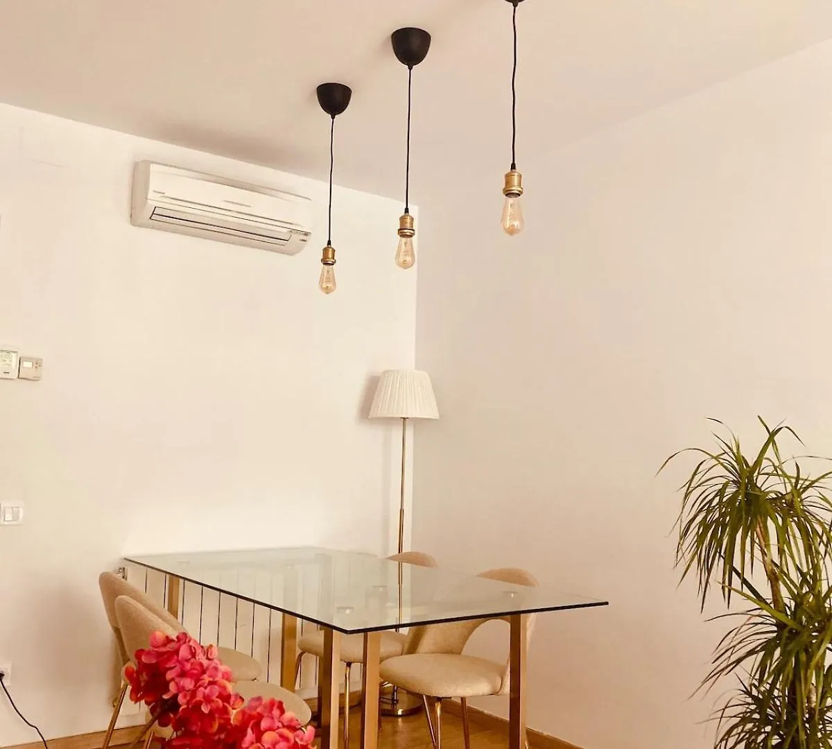 Fantastic 3 Bedrooms Apartment Barcelona