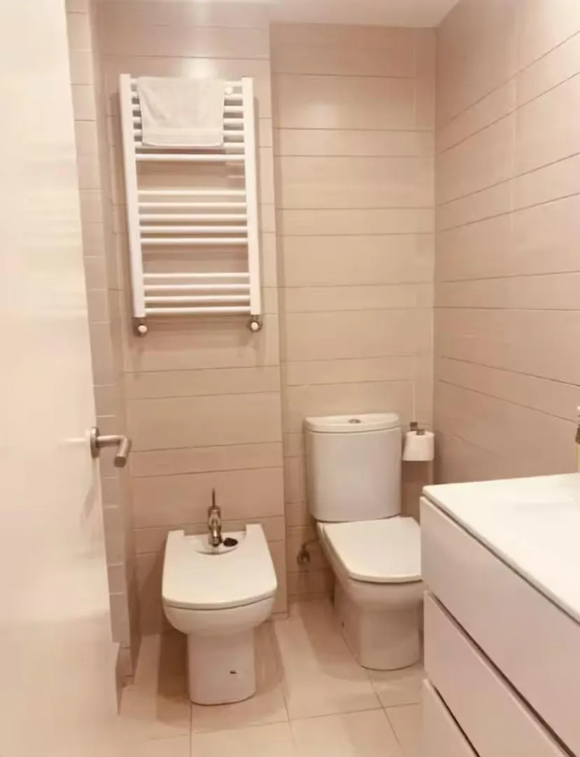 Fantastic 3 Bedrooms Apartment Barcelona