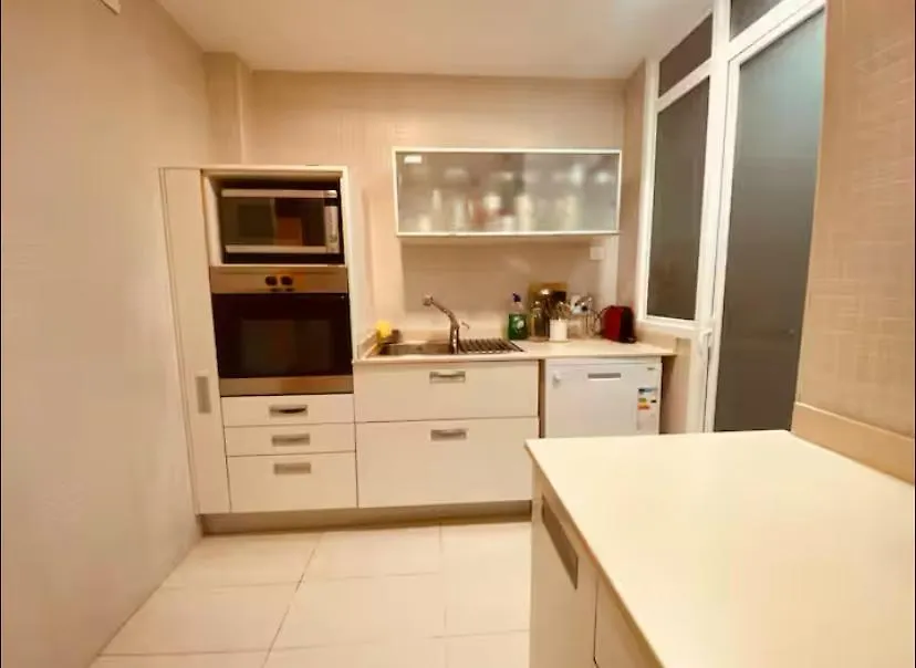 Fantastic 3 Bedrooms Apartment Barcelona