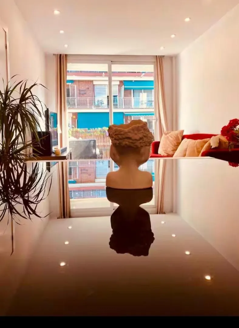 Fantastic 3 Bedrooms Apartment Barcelona